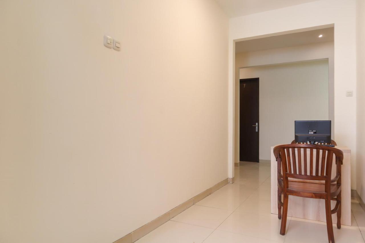Oyo 2768 Oq Residence Jakarta Exterior photo